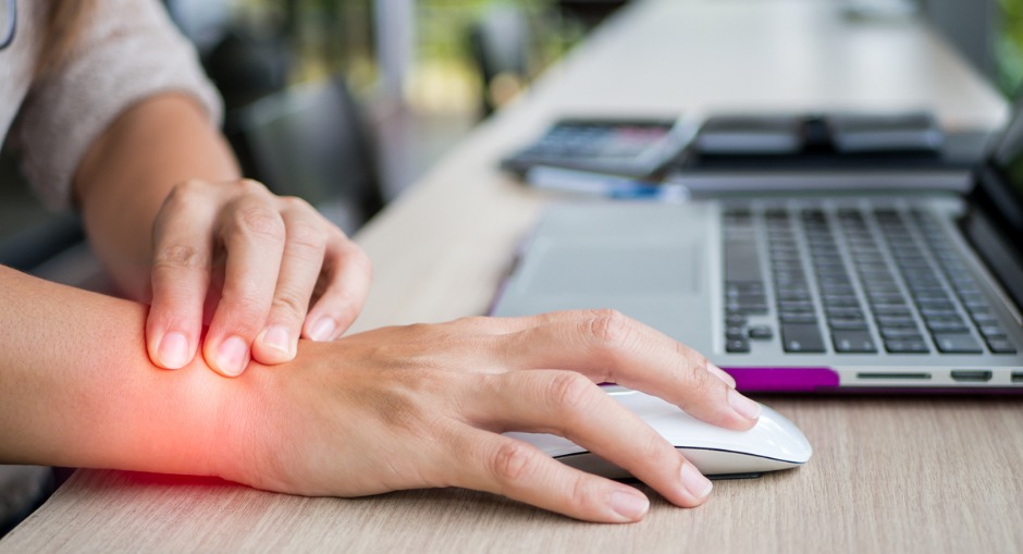 repetitive strain injury office worker