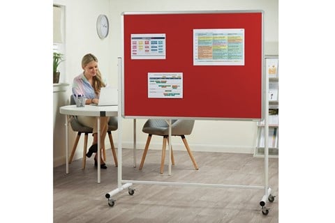 Mobile Pinboard Red 1200 x 900mm Landscape