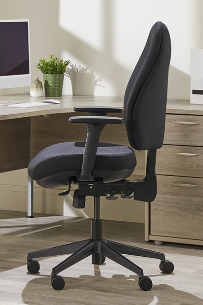 Torque Bariatric Chair