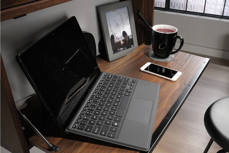 Hampstead Park Wall Desk