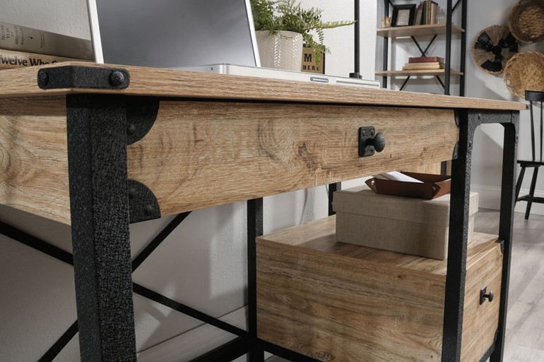 Steel Gorge Desk