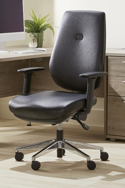 Invictus Bariatric Chair